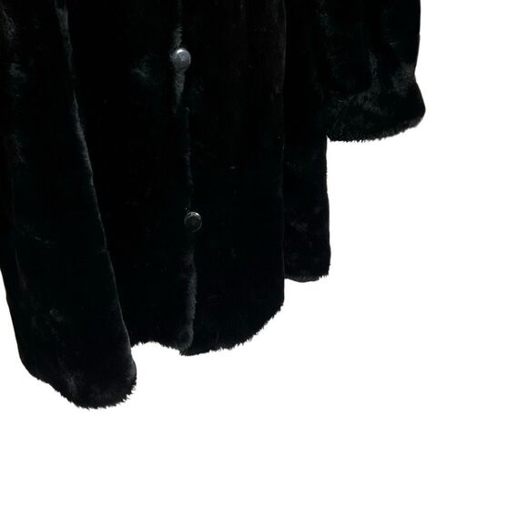 Elegant Black Women's Coat - Picture 5 of 7